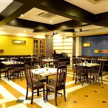 Park Plaza Hotel كويمباتور المظهر الخارجي الصورة